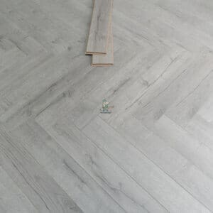 Oak Robust Grey Herringbone Laminate