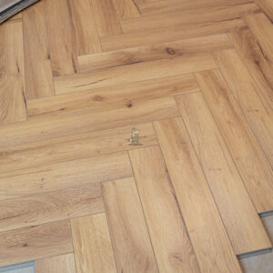 Oak Robust Natural Herringbone Floor