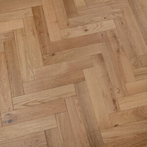 Natural Brushed & Oiled Oak Herringbone