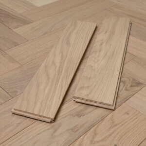 Light Invisible Oak Herringbone Engineered Wood Flooring