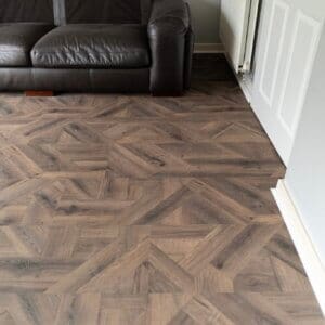 Duomo Pattern 8mm Dark Fumed Oak AC5 Aqua Laminate Flooring