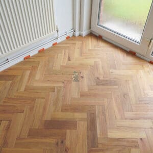 10/3mm Ashdown Natural Oak Herringbone