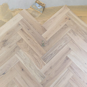 Nature 15/4 x 90mm Seashell Oak Herringbone Engineered Wood Flooring