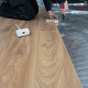 12mm Straight Natural Medium Oak Laminate Flooring