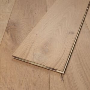 Pale Invisible Finish Engineered Wood Flooring