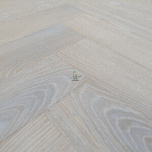 Fusion Almond Oak 12mm Laminate Flooring