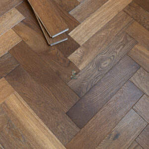 Riviera 18/4 x 90mm Chestnut Oak Herringbone Engineered Wood Flooring