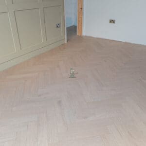 Craft 12mm Sahara Oak Herringbone AC5 Laminate Flooring