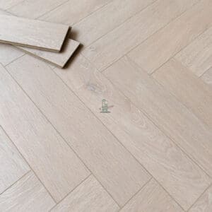 Craft 12mm Sahara Oak Herringbone AC5 Laminate Flooring